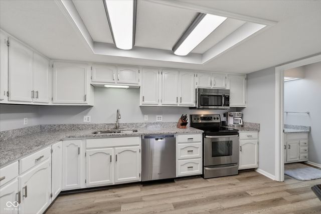 6131 Apache Drive, Indianapolis, IN 46254