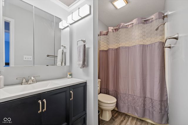 6131 Apache Drive, Indianapolis, IN 46254