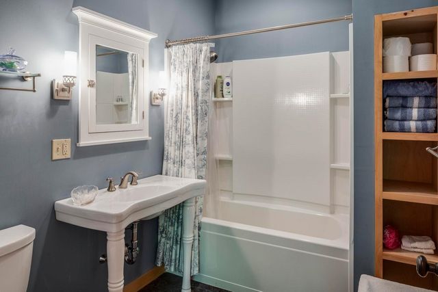 85 Portage Pass, Moultonborough, NH 03254