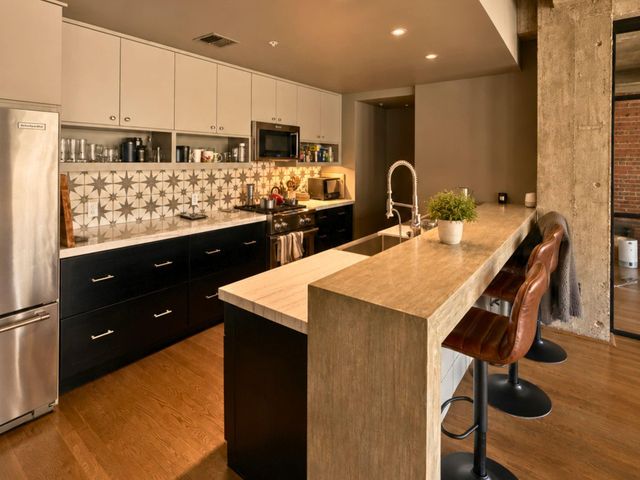 204 Travis Street 5A, Houston, TX 77002