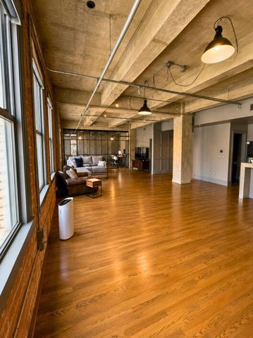 204 Travis Street 5A, Houston, TX 77002