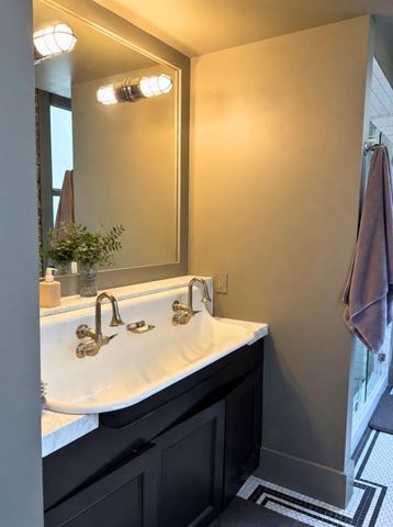 204 Travis Street 5A, Houston, TX 77002