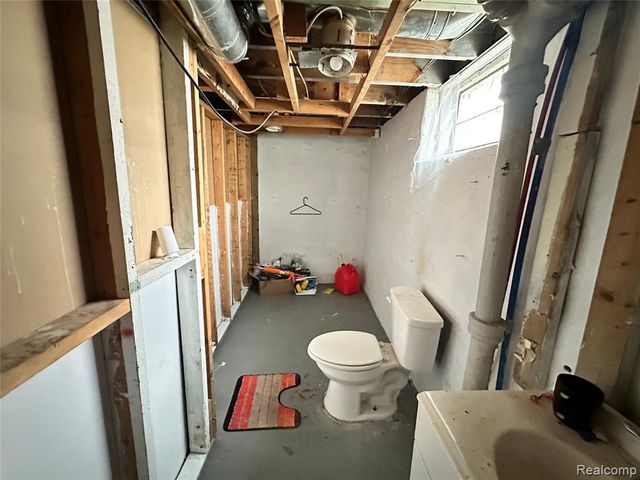 10313 Mckinney Street, Detroit, MI 48224