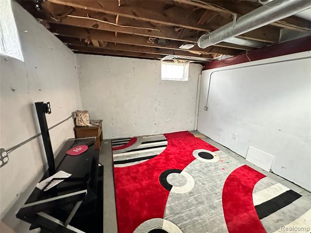 10313 Mckinney Street, Detroit, MI 48224