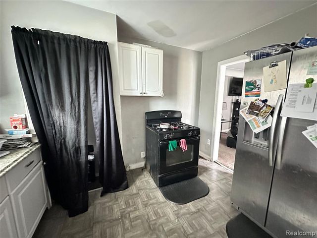 10313 Mckinney Street, Detroit, MI 48224