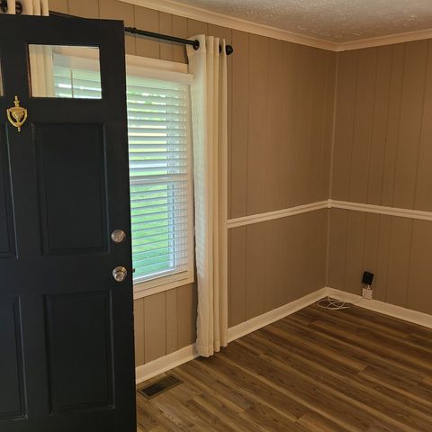 4936 Rock House Rd, Portland, TN 37148