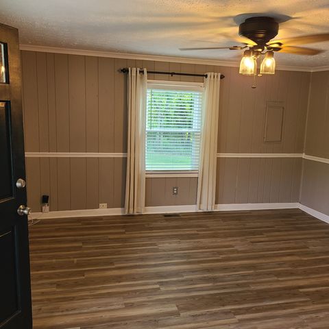 4936 Rock House Rd, Portland, TN 37148