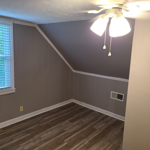4936 Rock House Rd, Portland, TN 37148