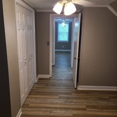 4936 Rock House Rd, Portland, TN 37148