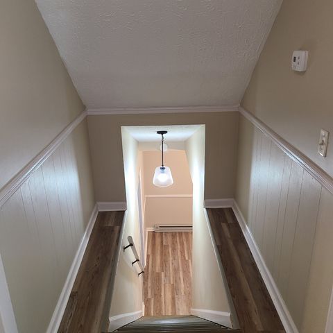 4936 Rock House Rd, Portland, TN 37148