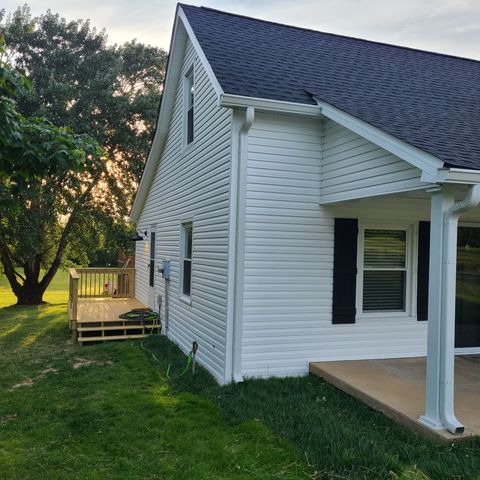 4936 Rock House Rd, Portland, TN 37148