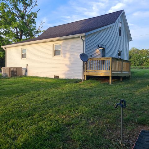 4936 Rock House Rd, Portland, TN 37148