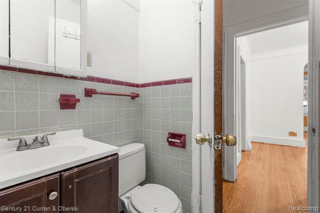 6559 Barrie Street, Dearborn, MI 48126