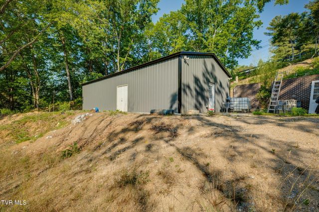 993 Highway 75, Blountville, TN 37617