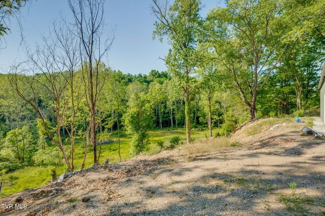 993 Highway 75, Blountville, TN 37617