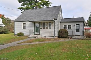 1 2Nd Ave, Wanaque Boro, NJ 07420