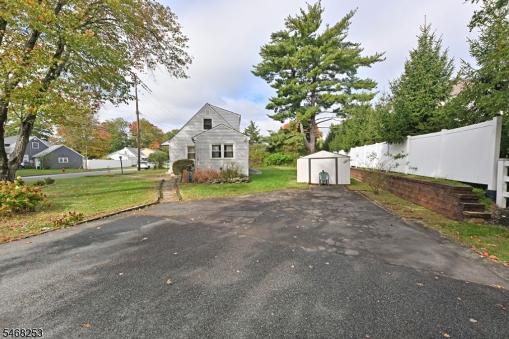 1 2Nd Ave, Wanaque Boro, NJ 07420 — photo 4