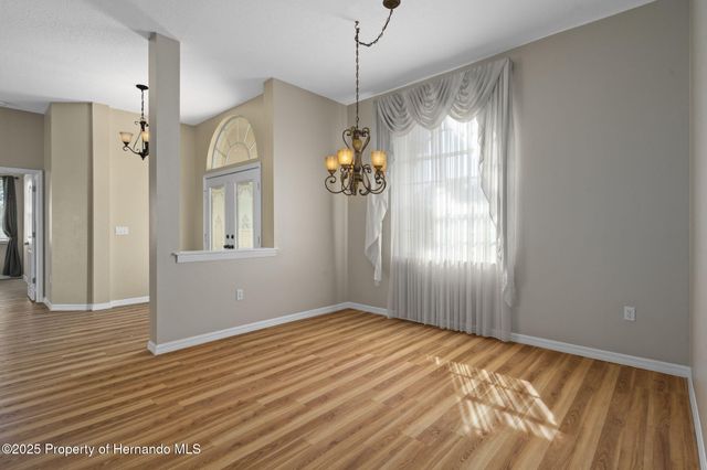 9376 Bearwalk Path, Weeki Wachee, FL 34613