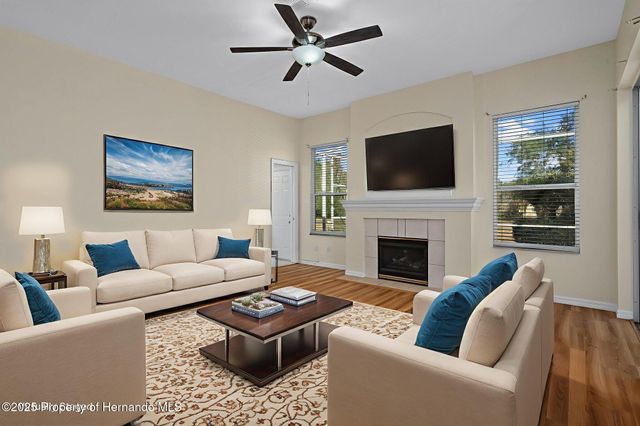 9376 Bearwalk Path, Weeki Wachee, FL 34613