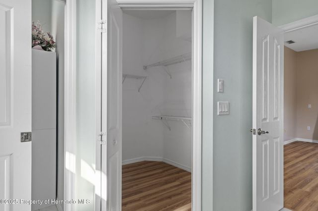 9376 Bearwalk Path, Weeki Wachee, FL 34613