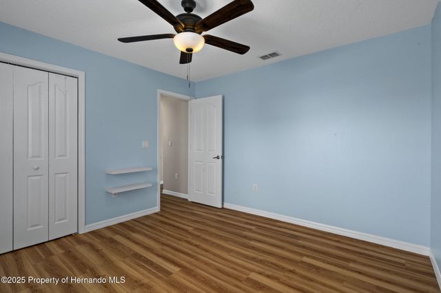 9376 Bearwalk Path, Weeki Wachee, FL 34613