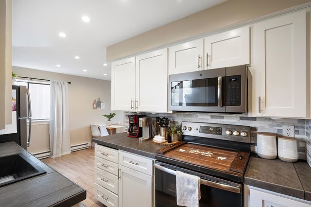 1641 E Crown Ave, Spokane, WA 99207