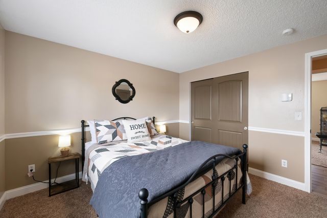 1641 E Crown Ave, Spokane, WA 99207