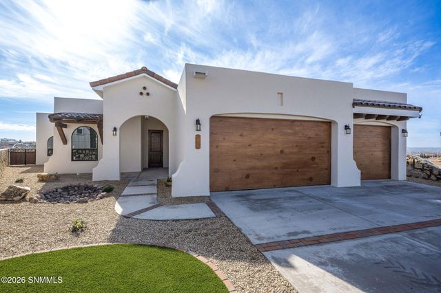 2850 Kuehne Lane, Las Cruces, NM 88011