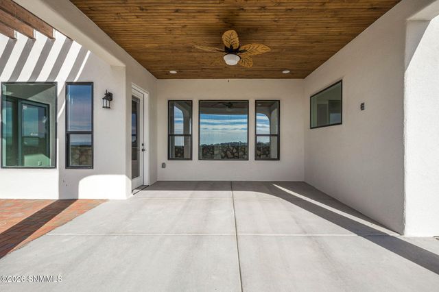 2850 Kuehne Lane, Las Cruces, NM 88011