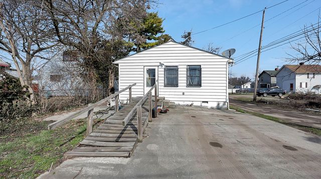 2393 Ray Street, Columbus, OH 43204