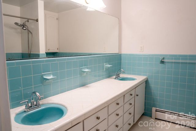 234 Edgewood Drive, Statesville, NC 28625