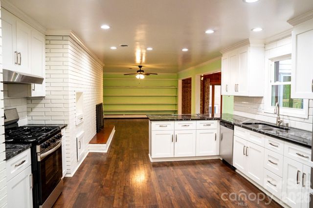 234 Edgewood Drive, Statesville, NC 28625