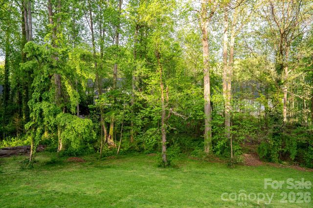 234 Edgewood Drive, Statesville, NC 28625