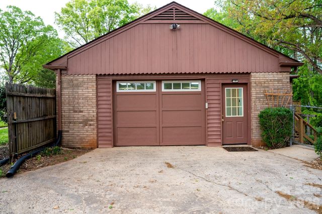 234 Edgewood Drive, Statesville, NC 28625