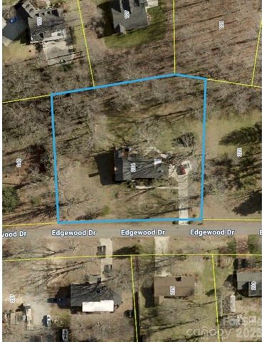 234 Edgewood Drive, Statesville, NC 28625