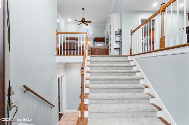 13104 Willow Forest Dr, Louisville, KY 40245