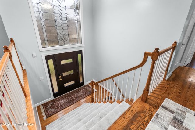 13104 Willow Forest Dr, Louisville, KY 40245