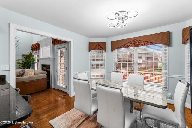 13104 Willow Forest Dr, Louisville, KY 40245