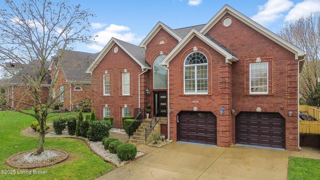 13104 Willow Forest Dr, Louisville, KY 40245
