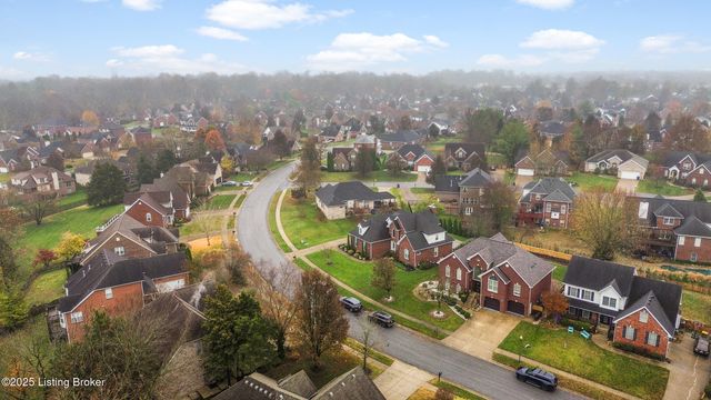 13104 Willow Forest Dr, Louisville, KY 40245