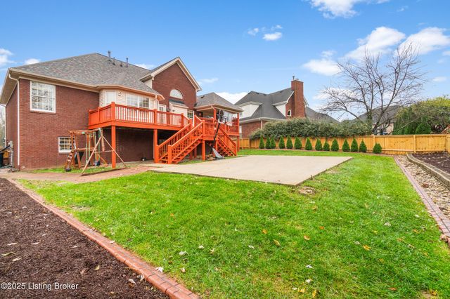 13104 Willow Forest Dr, Louisville, KY 40245