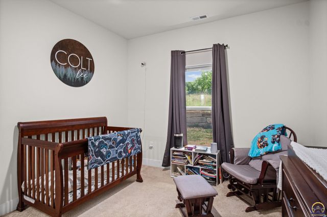 1714 SE Herschell RD, Tecumseh, KS 66542