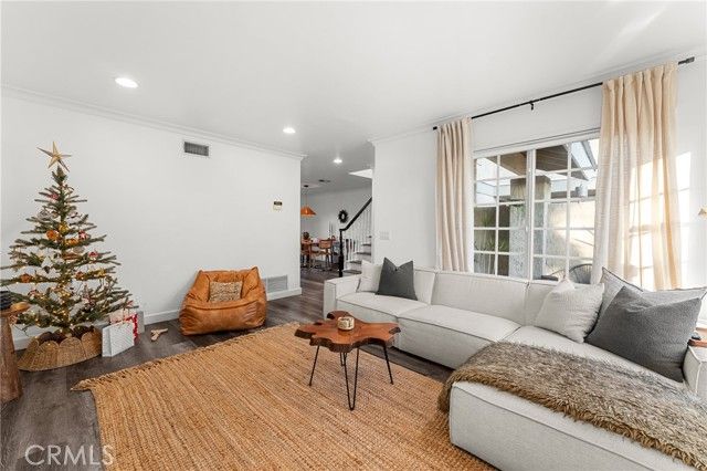 5006 Hampton Court, Westminster, CA 92683