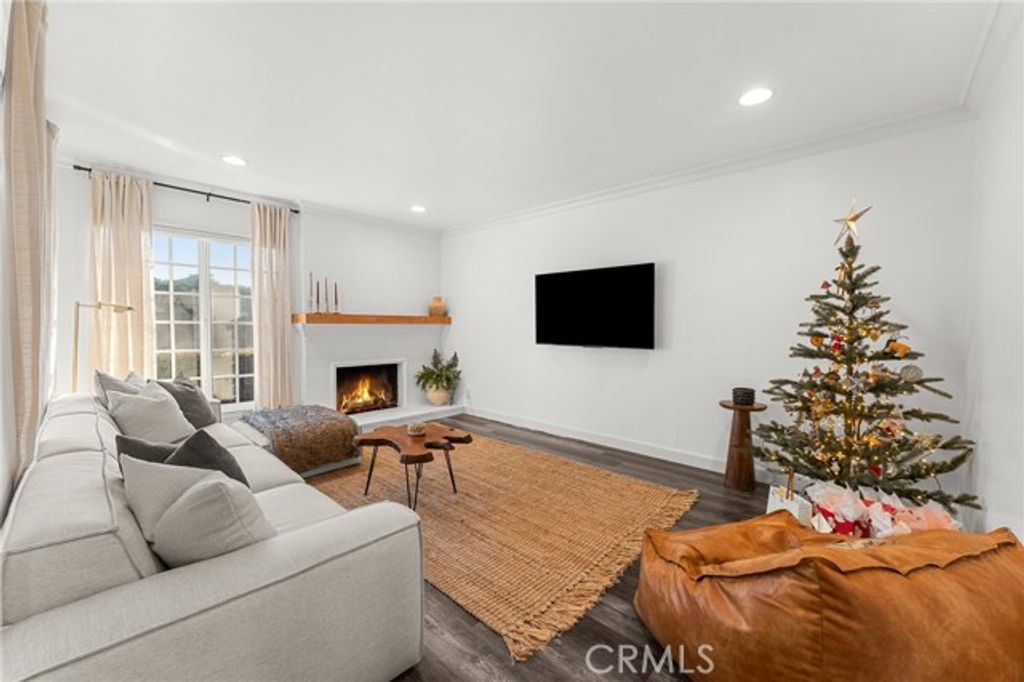 5006 Hampton Court, Westminster, CA 92683