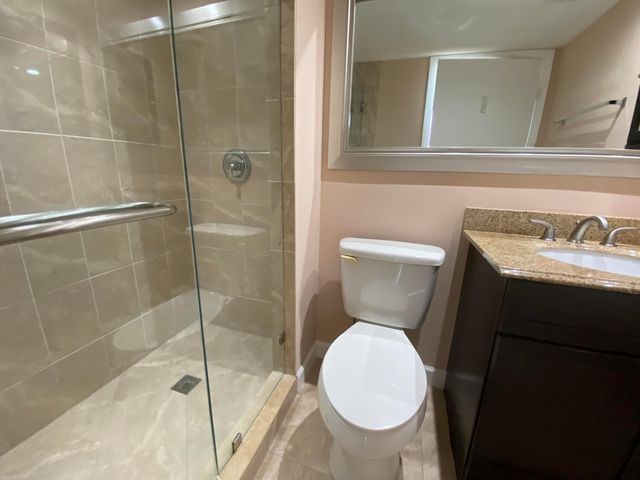 7365 NW 18 Street 202, Margate, FL 33063