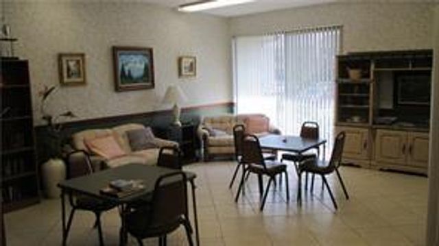 7365 NW 18 Street 202, Margate, FL 33063