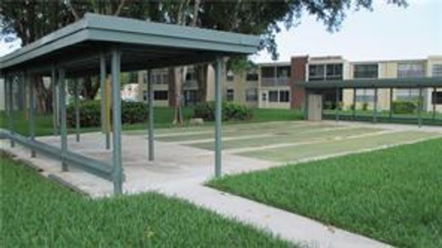 7365 NW 18 Street 202, Margate, FL 33063