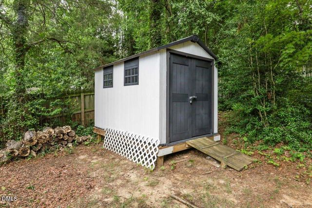 201 Dennis Avenue, Raleigh, NC 27604