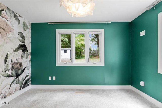 201 Dennis Avenue, Raleigh, NC 27604