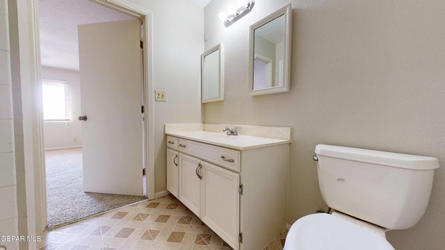 252 SHADOW MOUNTAIN Drive, E7, El Paso, TX 79912